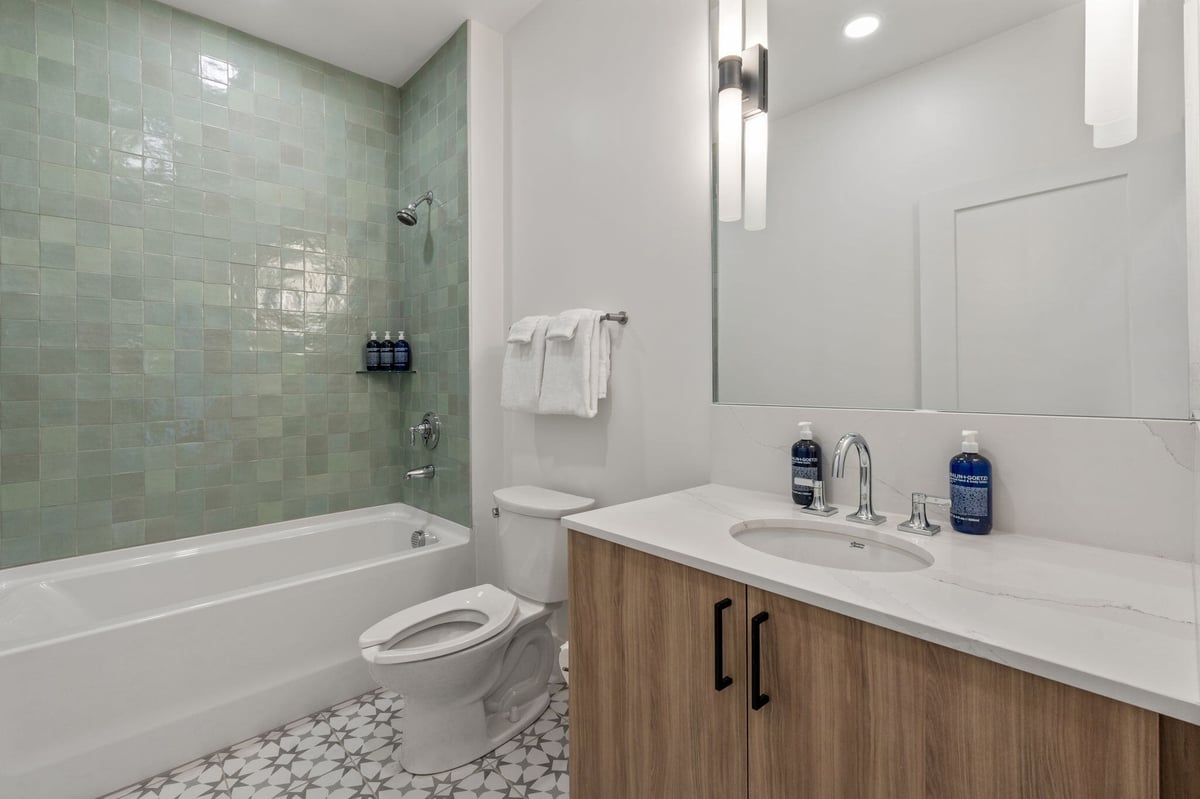 Modern bathroom