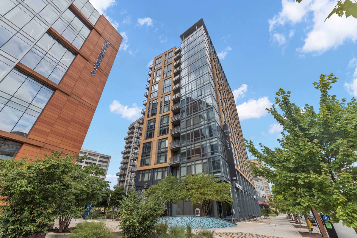 PMRIXEY-Building-Exterior012
