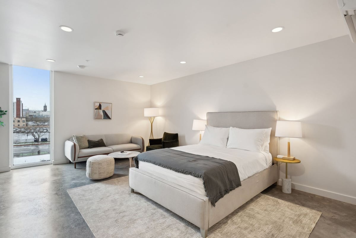 Clean and spacious units with plenty of room to spread out.
