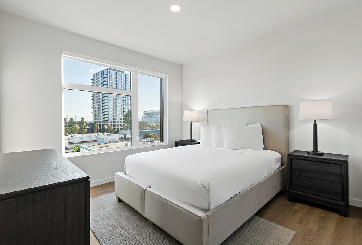 Bedroom with queen bed