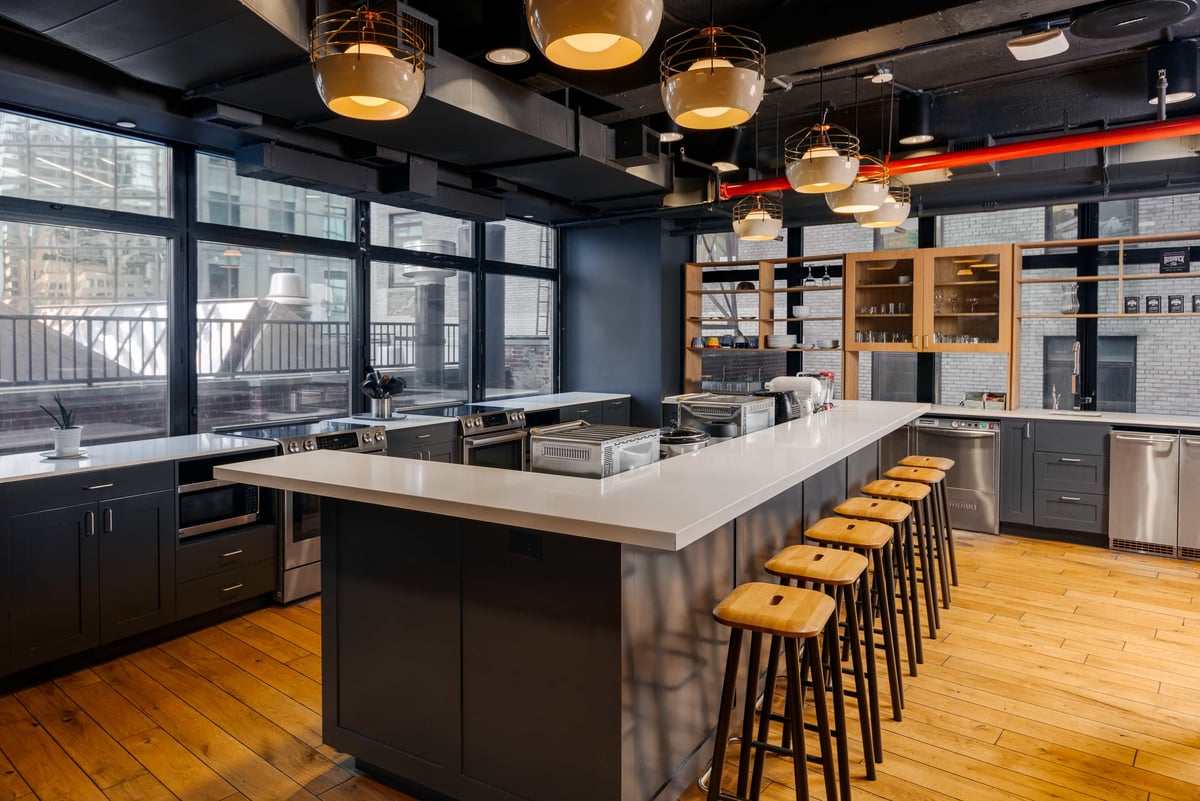 hero-gallery-14_9th Fl Community Kitchen-2